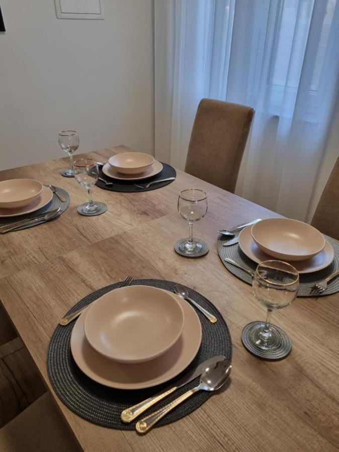 Apartman Lovre Задар Екстер'єр фото